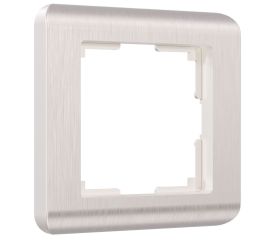 Перламутровый